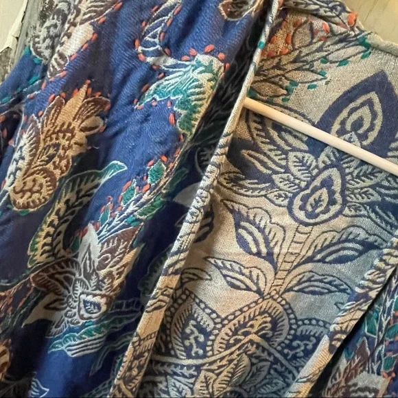 Chicos reversible ruana cover up - Picture 6 of 8